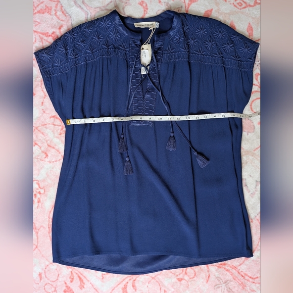 Johnny Was Calmé NWT Blue Knit Embroidered Top Double Tassel Front Size XS - Picture 7 of 8